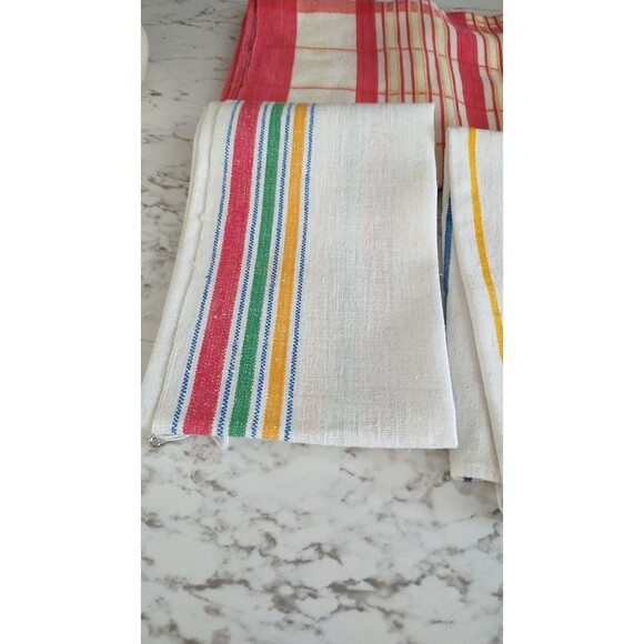 Vintage Kitchen Tea Towels Lot Set 4 Strawberries Retro Kitchen Linens - Picture 4 of 7